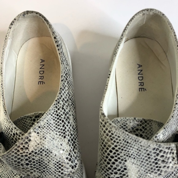Andre Assous | Snakeskin Slide Sneakers - Picture 3 of 4